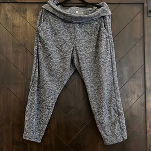 Xersion jogger. Navy blue, size large.